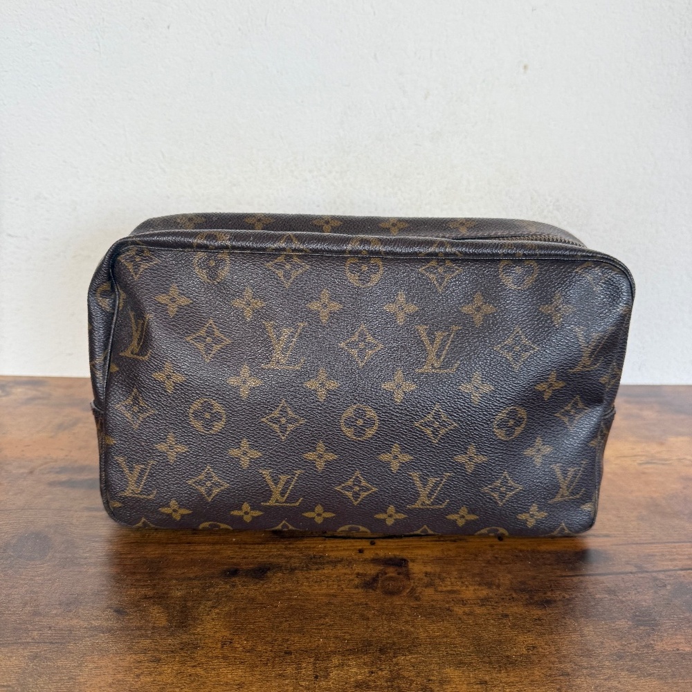 Louis Vuitton Monogram Trousse Toiletry Pouch 28